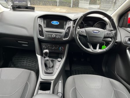 2017 Ford Focus - photo 11