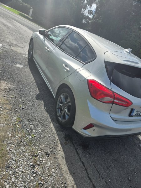 2020 Ford Focus - photo 5