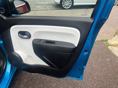 2015 Renault Twingo - photo 14