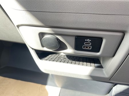 2026 Ford Transit Custom - photo 13