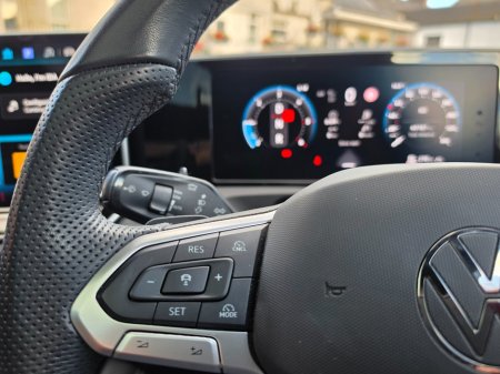 2025 Volkswagen Tiguan - photo 25