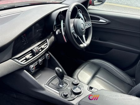 2018 Alfa Romeo Giulia - photo 13