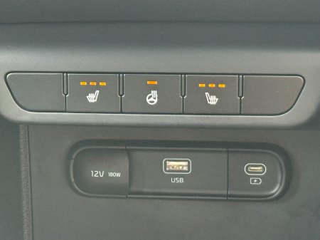 2022 Kia Sportage - photo 18