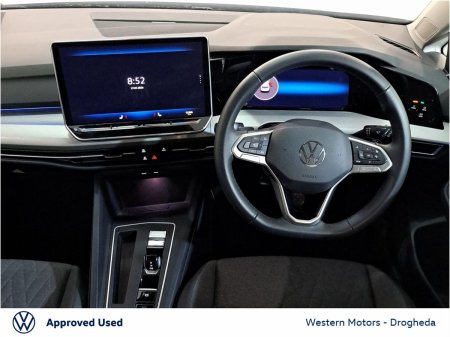 2026 Volkswagen Golf - photo 2