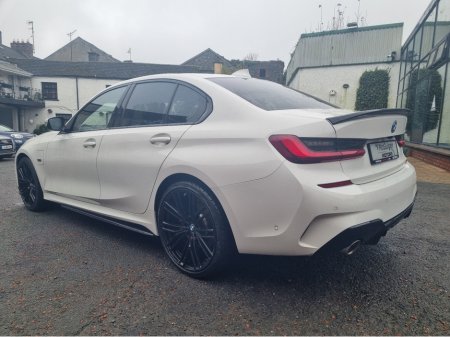 2022 BMW 3-Series - photo 15