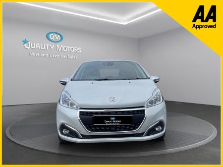 2018 Peugeot 208 - photo 2