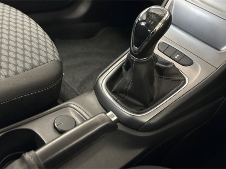 2017 Opel Astra - photo 16