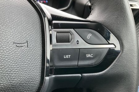 2025 Peugeot 208 - photo 32