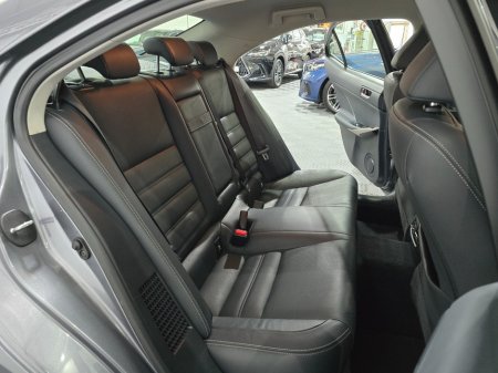 2016 Lexus IS - photo 11