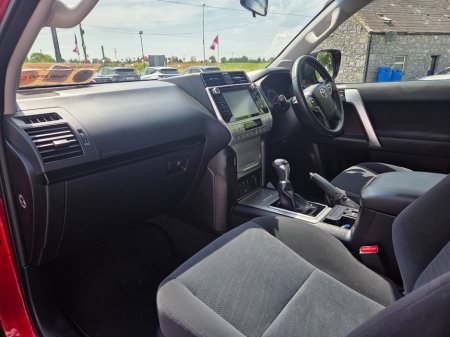 2020 Toyota Land Cruiser - photo 10