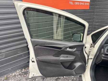 2016 Honda Fit - photo 17