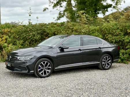 2021 Volkswagen Passat - photo 9