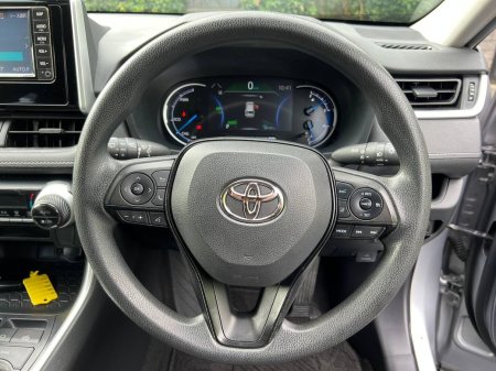 2023 Toyota RAV4 - photo 4