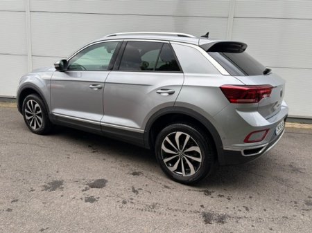 2024 Volkswagen T-Roc - photo 3
