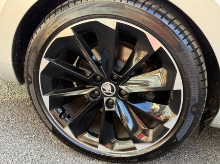 2024 Skoda Superb - photo 8