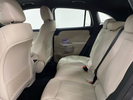 2026 Mercedes-Benz GLA - photo 4