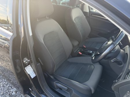 2019 Volkswagen Golf - photo 23