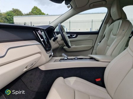 2020 Volvo XC60 - photo 3