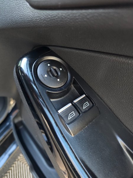 2015 Ford Fiesta - photo 22