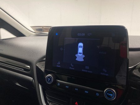 2020 Ford Fiesta - photo 17