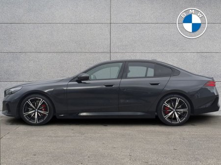 2026 BMW 5-Series - photo 3
