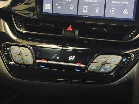 2019 Toyota C-HR - photo 17