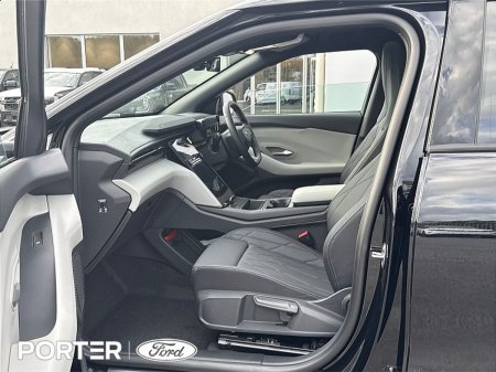 2026 Ford Capri - photo 4