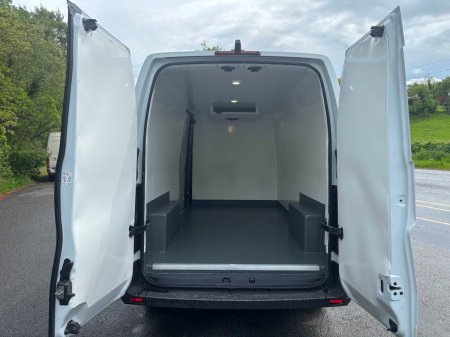 2026 Nissan Interstar - photo 2