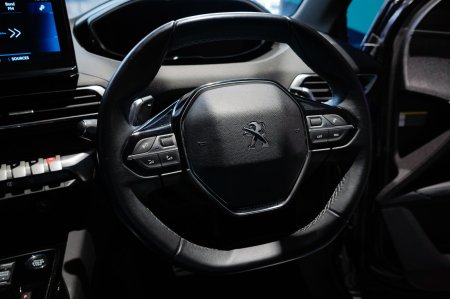 2023 Peugeot 5008 - photo 17