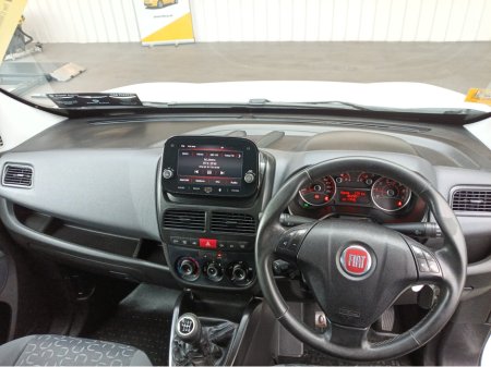 2023 Fiat Doblo - photo 9