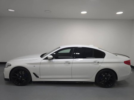 2017 BMW 5-Series - photo 10