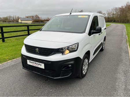2023 Peugeot Partner - photo 2