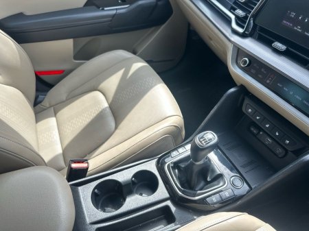 2022 Kia Sportage - photo 10