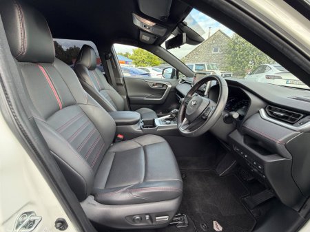 2022 Toyota RAV4 - photo 2