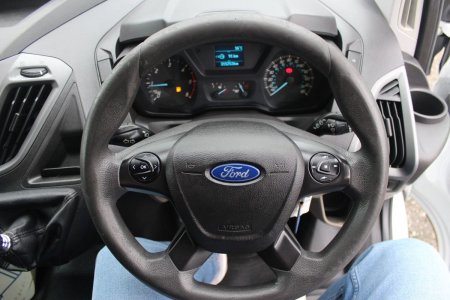 2014 Ford Transit - photo 25
