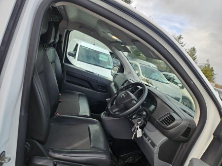 2022 Opel Vivaro - photo 2