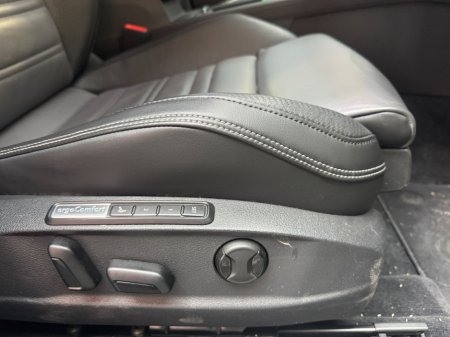 2016 Volkswagen Passat - photo 17