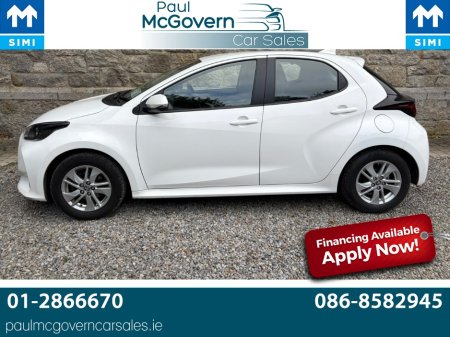 2024 Toyota Yaris - photo 2