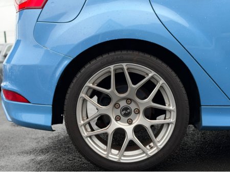 2017 Ford Focus - photo 7