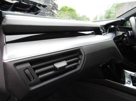 2022 Audi e-tron - photo 27