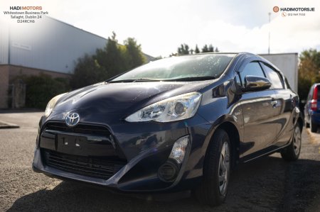 2015 Toyota Aqua - photo 5