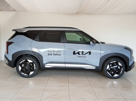 2027 Kia Seltos - photo 2