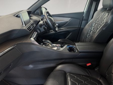 2021 Peugeot 5008 - photo 18