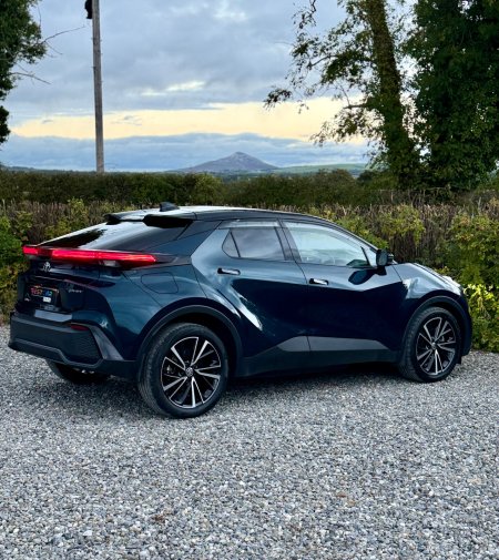 2025 Toyota C-HR - photo 10