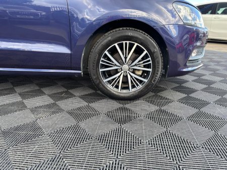 2016 Volkswagen Polo - photo 2