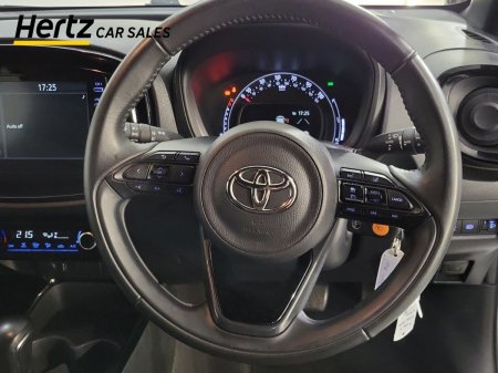2023 Toyota Aygo X - photo 14