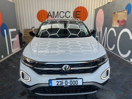 2023 Volkswagen T-Roc - photo 2