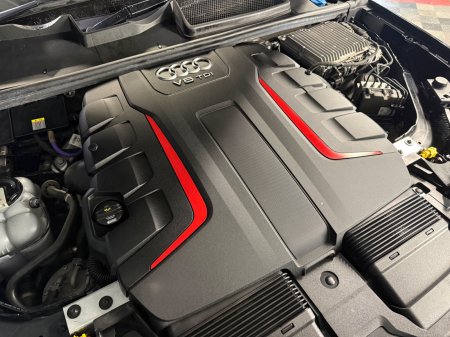 2020 Audi SQ7 - photo 17