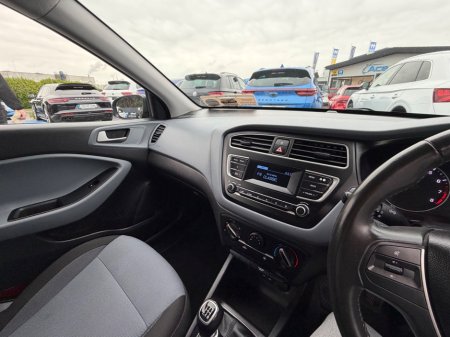 2020 Hyundai i20 - photo 18