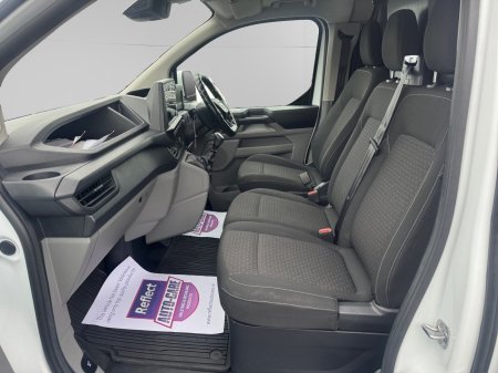 2024 Ford Transit Custom - photo 14